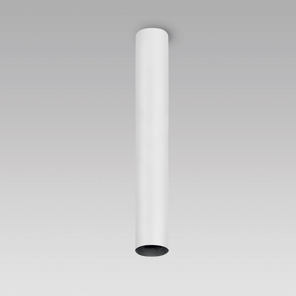 The ceiling-mounted downlight with cylindricsl design for indoor lighting, in the Comfort version